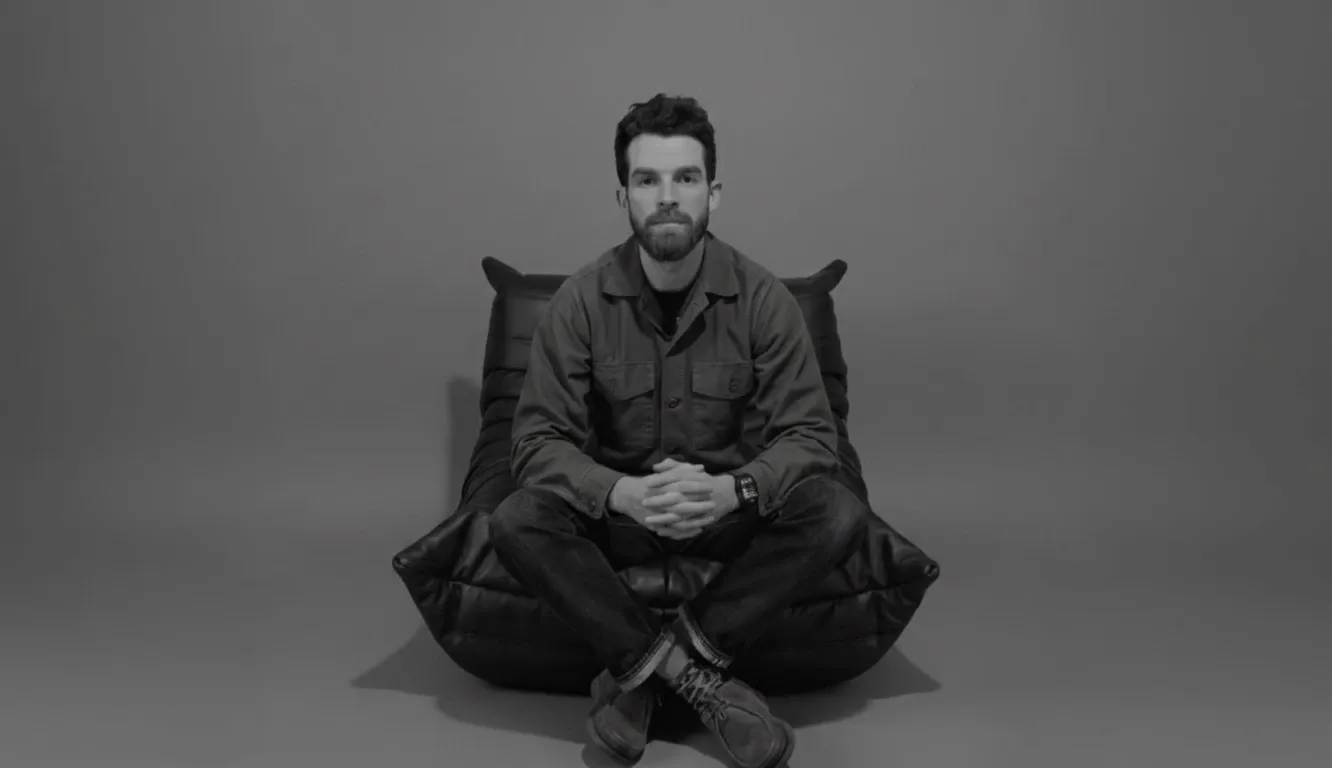 Gurvan Le Cossec, artisan expert en création de salles de bain et gérant de Maddoué à Quimper